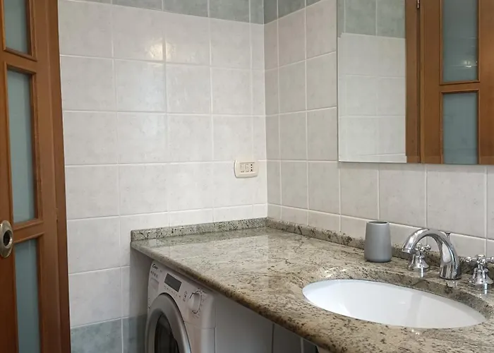 Apartament Bright Port View Apartment- Secondary Entrance Free Parking