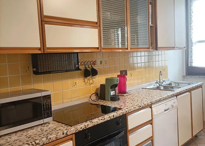 Apartament Bright Port View Apartment- Secondary Entrance Free Parking Cagliari