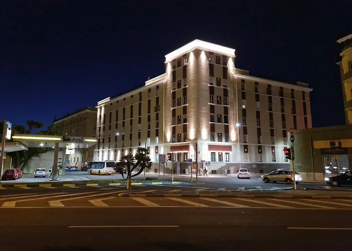 Bright Port View Apartment- Secondary Entrance Free Parking Cagliari