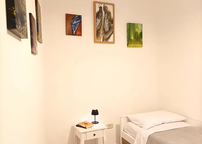 Bright Port View Apartment- Secondary Entrance Free Parking * Cagliari